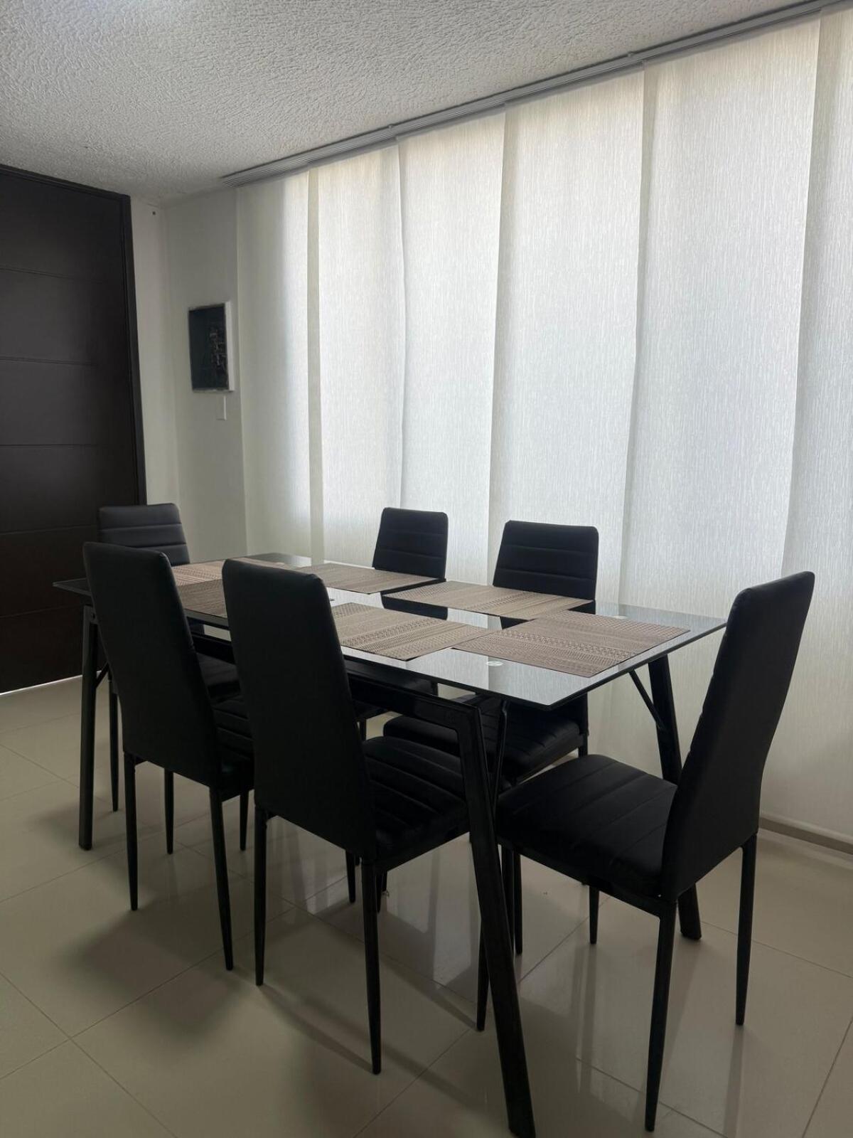 Hermosa Habitacion A Una Cuadra Del Ventura Plaza 3 Cúcuta Eksteriør bilde
